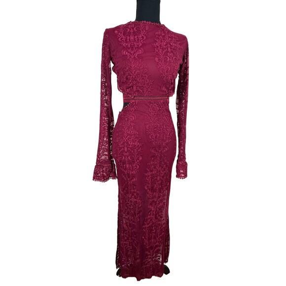 Whimsigoth Lace Open Back Flare Sleeve Gown Prom Gala Sultry Slinky Maxi Dress - Picture 3 of 11